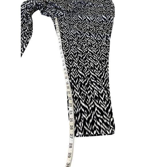 Terra & Sky Womens Plus High Rise Leggings Black & White Print Size 4X NWT - Picture 7 of 7